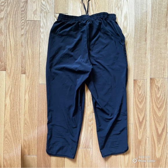 Lululemon 7/8 Length Jogger Style Pants - Picture 2 of 2